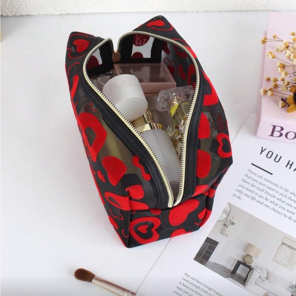 ❤️NEW Heart Mesh Black & Red Cosmetic Bag❤️ - Picture 4 of 5